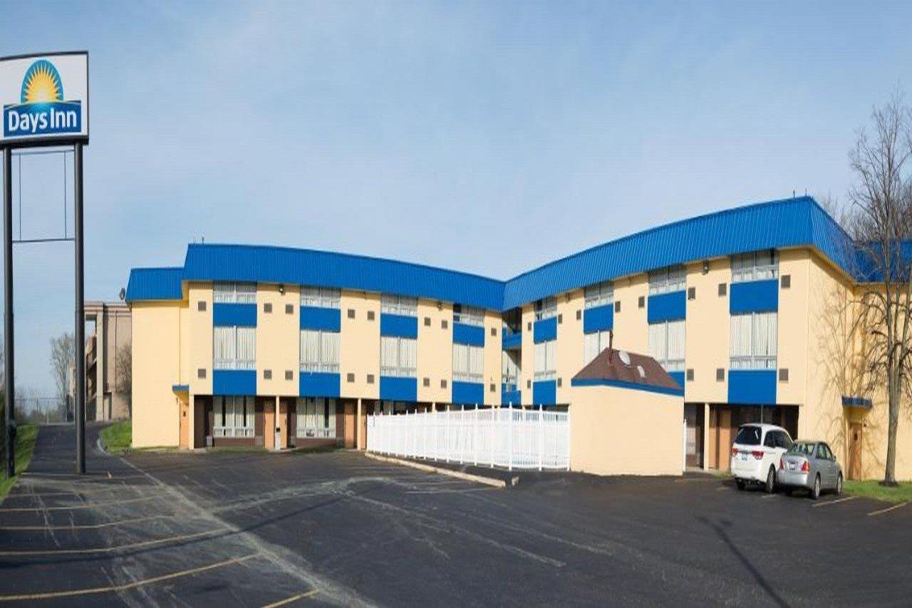 Days By Wyndham Wright Cincinnati Area 2*