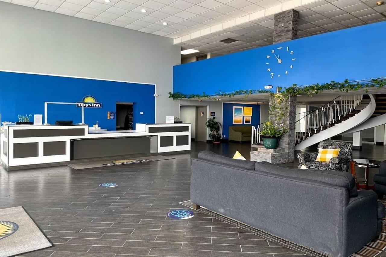 Days By Wyndham Wright Cincinnati Area Hotel Fort Wright