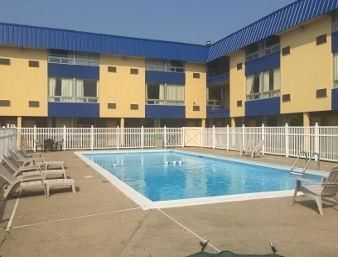 Days By Wyndham Wright Cincinnati Area Hotel