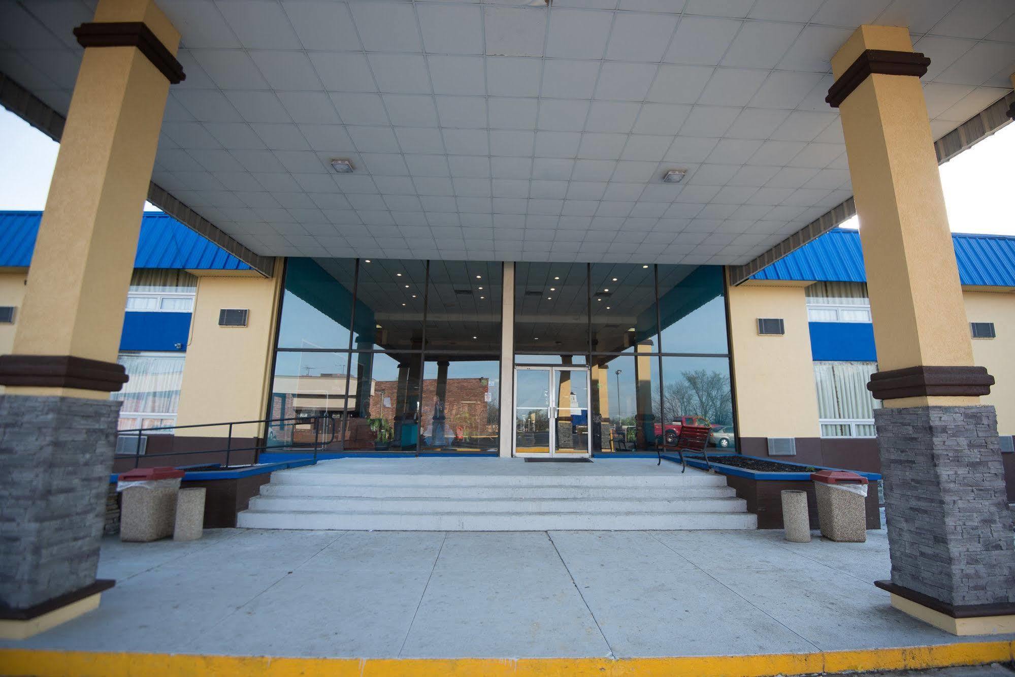 Hotel Days By Wyndham Wright Cincinnati Area